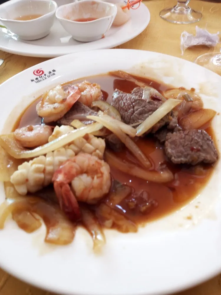 Boeuf Crevettes Calamar Piquant