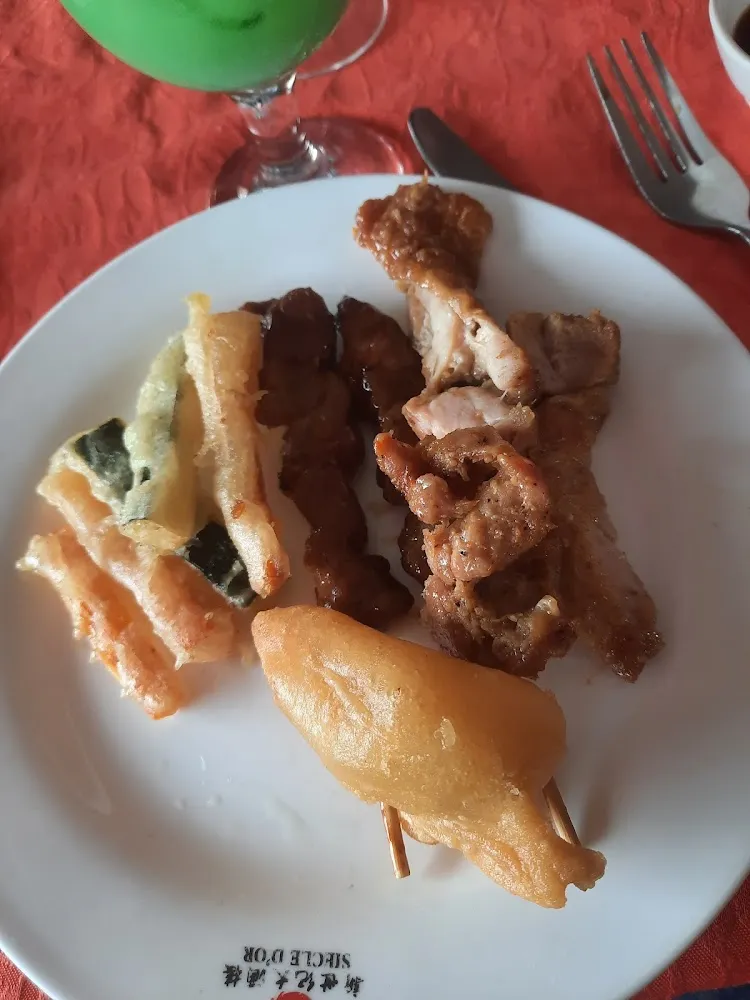 Porc Caramel Beignet de Crevettes